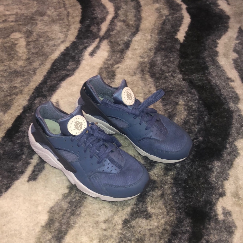 Air huarache worn once